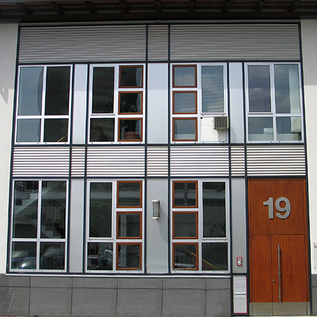 Pfosten-Riegelfassaden in Aluminium